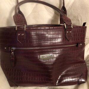 NEW - ROSETTI SHOULDER BAG